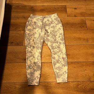 Lululemon Size L City Sweat Joggers